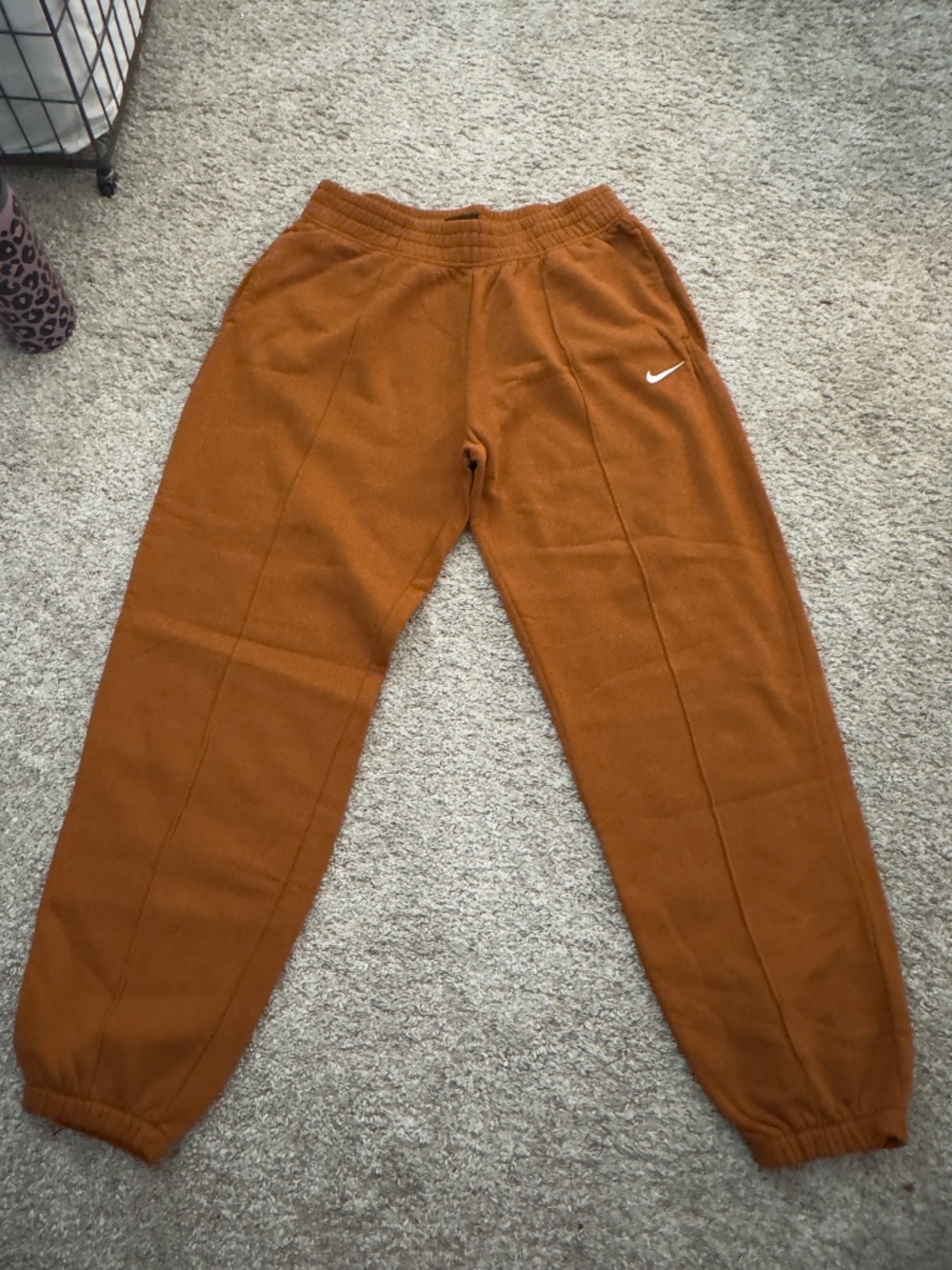 Nike Fleece Sweatshirt and Sweatpants Set - Picture 3 of 4